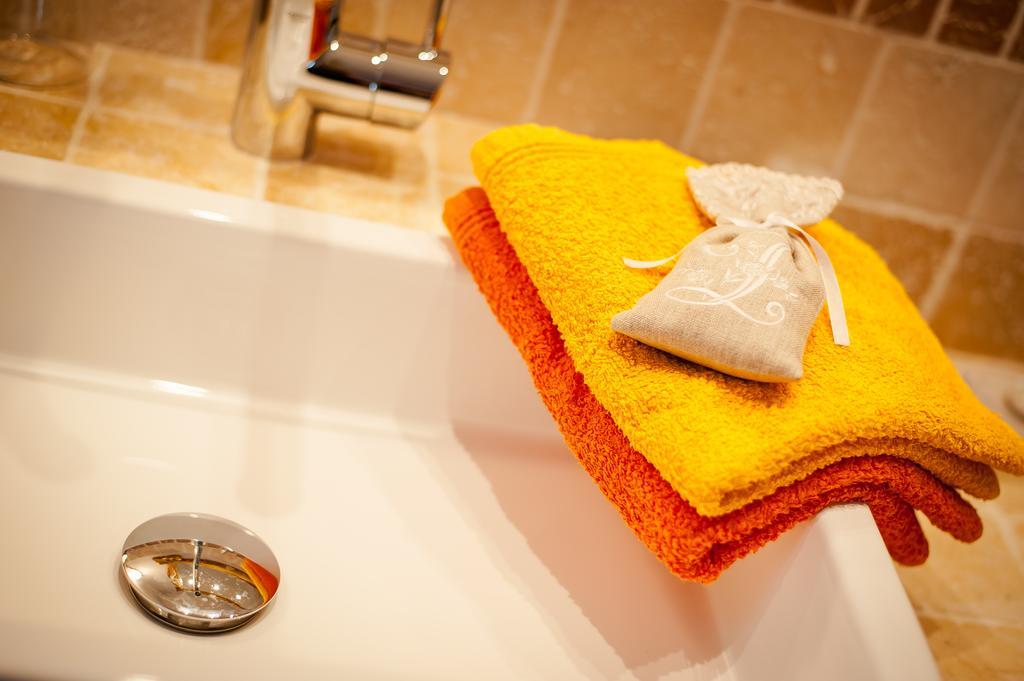 Bed and Breakfast Les 4 éléments Tourrettes-sur-Loup Habitación foto