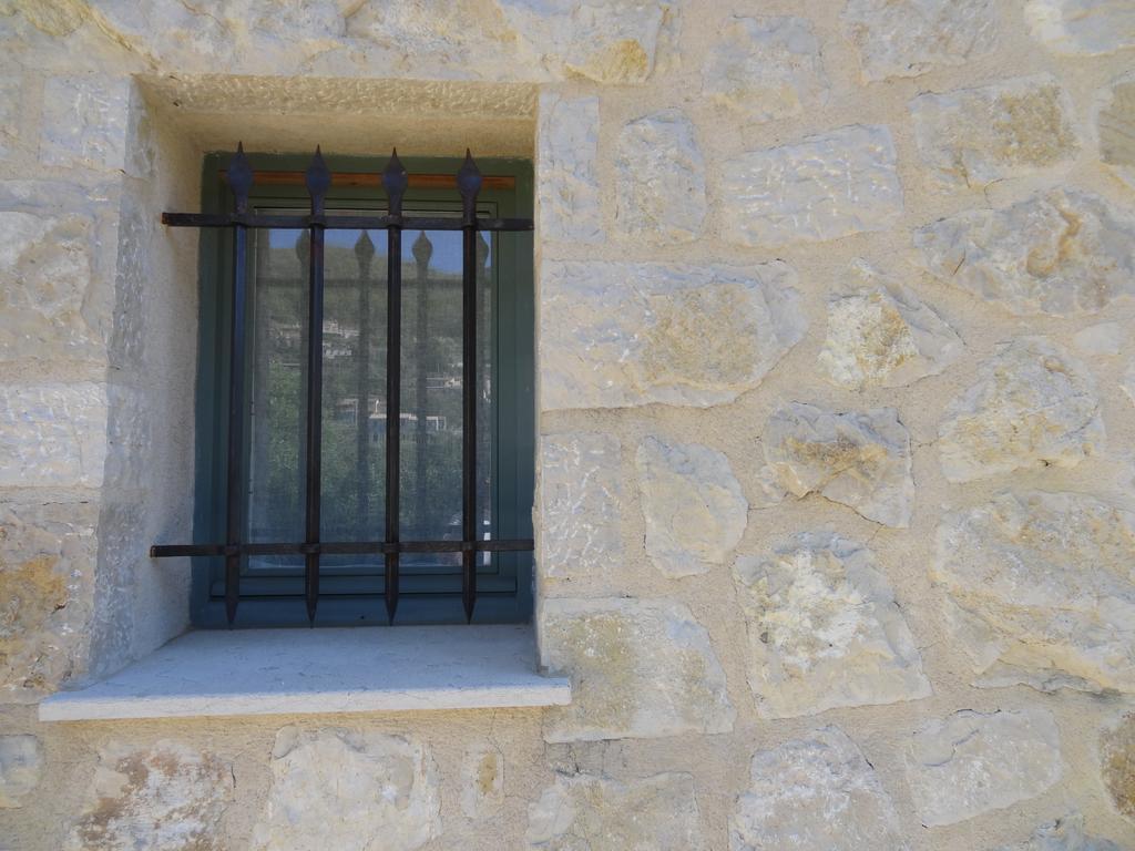 Bed and Breakfast Les 4 éléments Tourrettes-sur-Loup Exterior foto