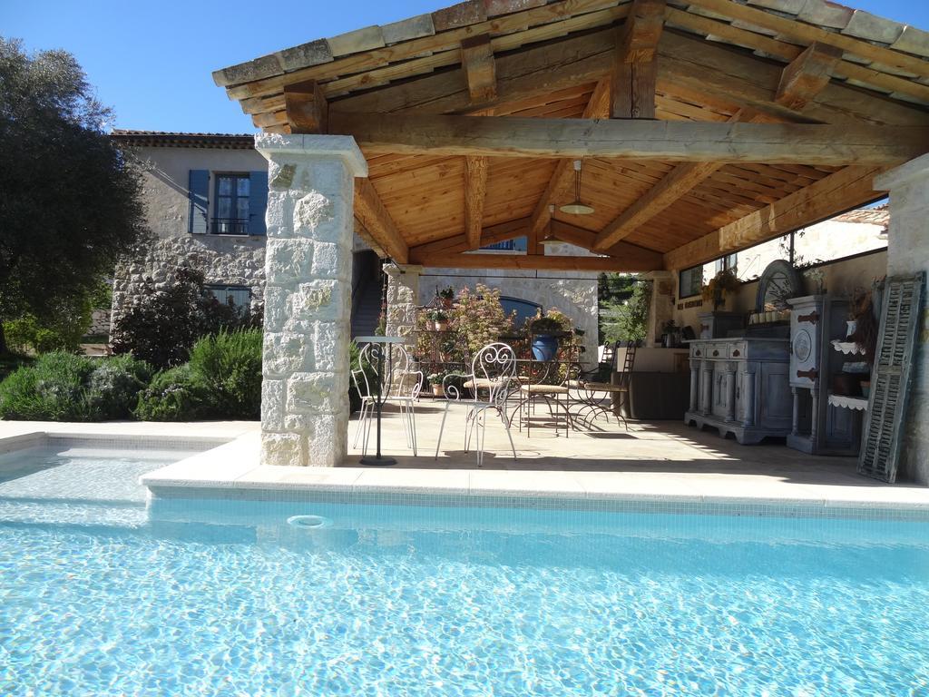 Bed and Breakfast Les 4 éléments Tourrettes-sur-Loup Exterior foto