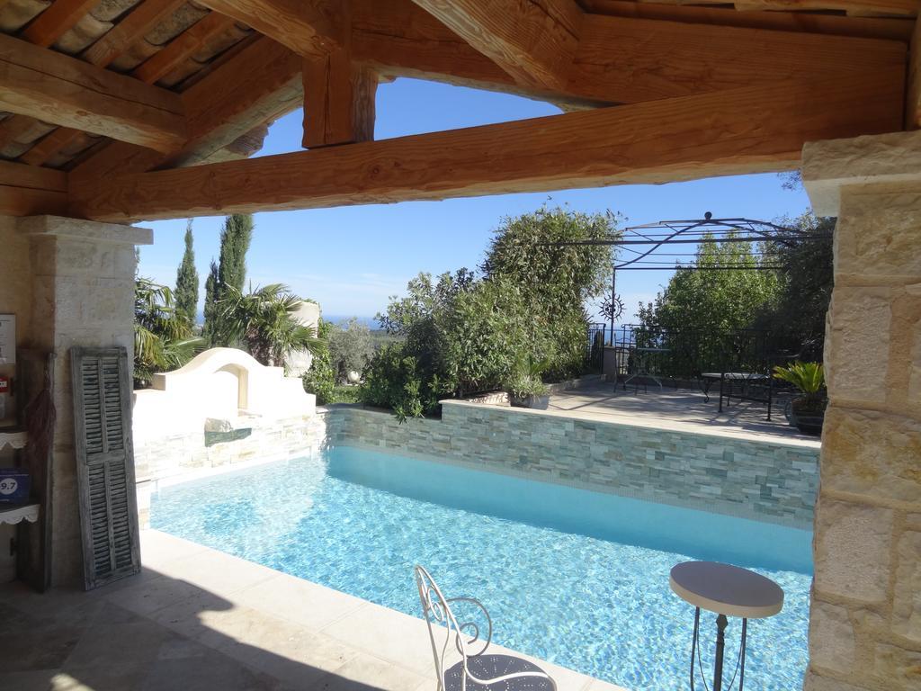 Bed and Breakfast Les 4 éléments Tourrettes-sur-Loup Exterior foto